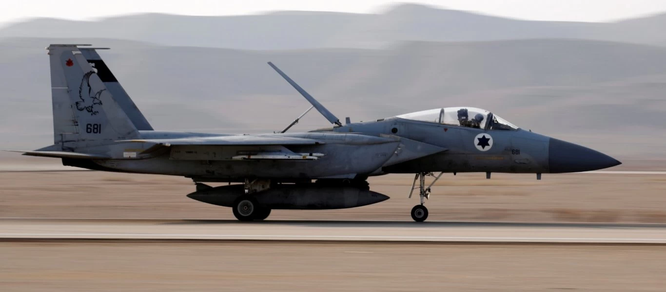 Ισραηλινά μαχητικά έπληξαν θέσεις της Χαμάς στη Γάζα